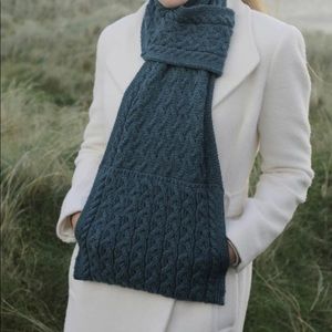 Aran Pull Through Scarf